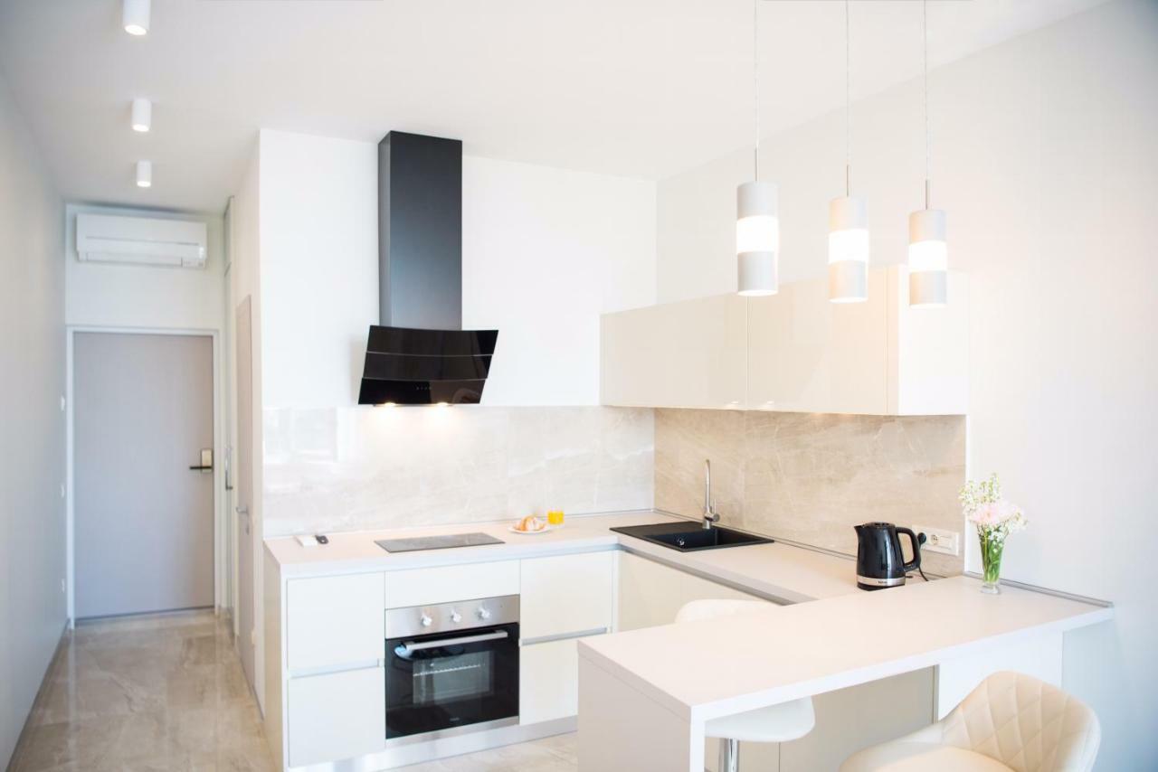 Sea Star Apartments Odessa Ngoại thất bức ảnh